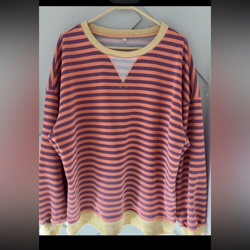 Striped oversized orange, purple and yellow women’s sweatshirt XL EUC